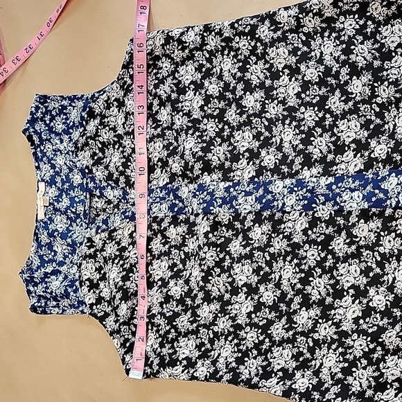 Skies are Blue Size XSP Black Blue Sleeveless Blouse, Exc. Used Condition - Picture 6 of 11